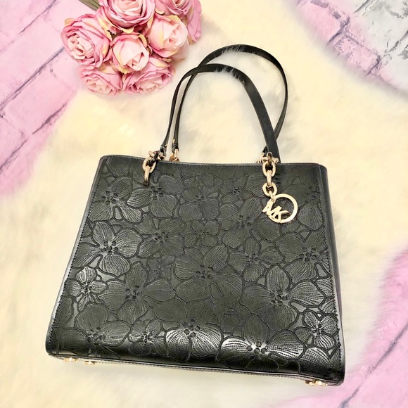 Michael Kors Handbags - Michael Kors 👜NWOT